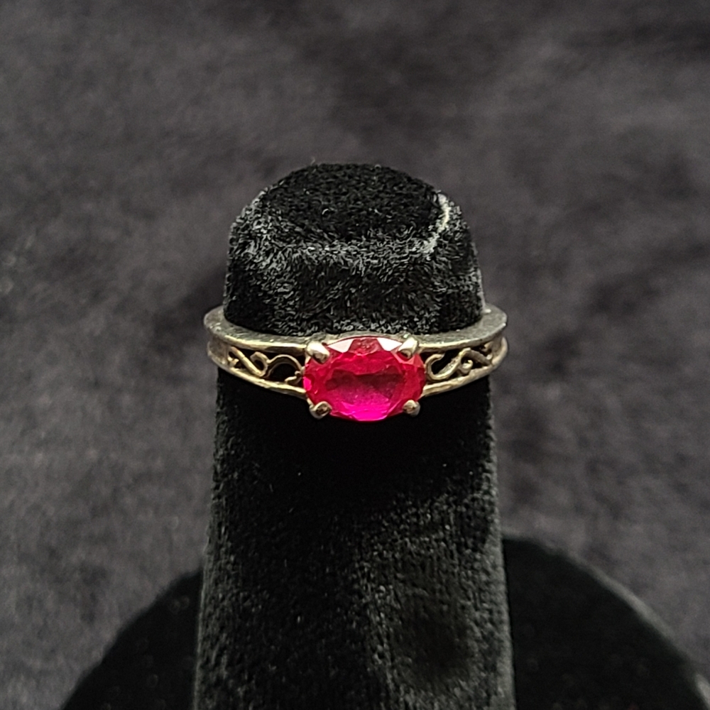 Pink Ruby Vintage Sterling Silver Ring - image 1